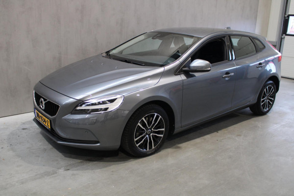 Volvo V40 1.5 T2 Momentum Rijklaar incl 12 maanden bovag garantie