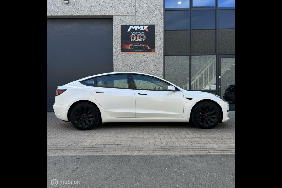 Tesla Model 3 SR+ MiC 60kwh MMX PACK AMD RYZEN WIT INTERIEUR