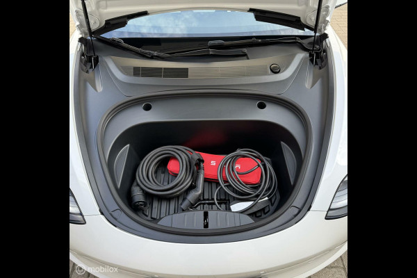 Tesla Model 3 SR+ MiC 60kwh MMX PACK AMD RYZEN WIT INTERIEUR