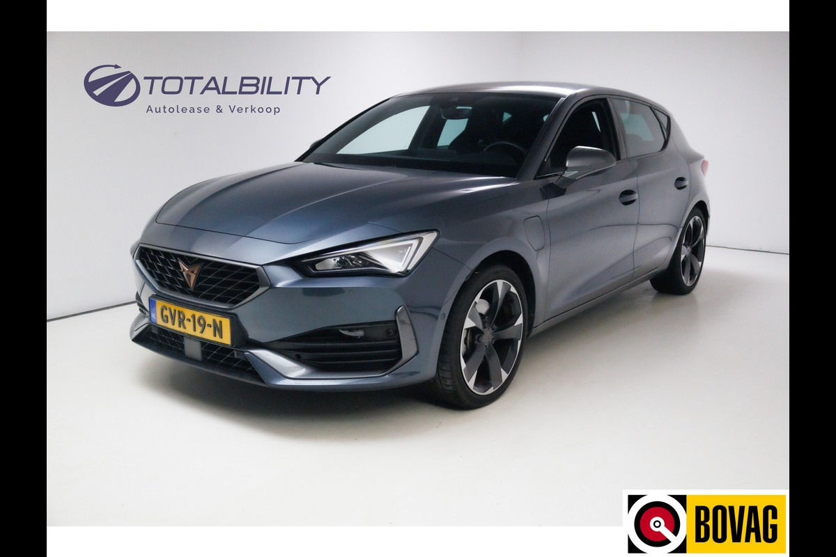 CUPRA Leon 1.4 e-Hybrid Business 204 PK | Stoel- stuurverwarming | Travel assist | Navigatie Camera, 18 inch, Adaptive cruise