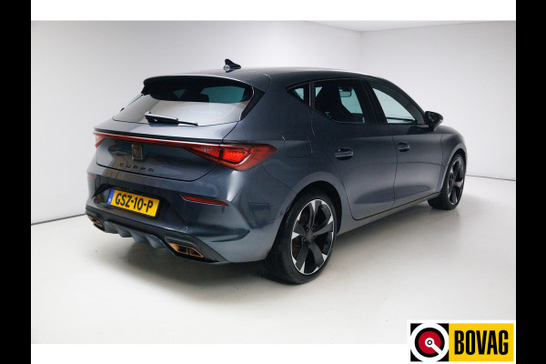 CUPRA Leon 1.4 e-Hybrid Business 204 PK Stoel- stuurverwarming, Travel assist, Navigatie, Camera, 18 inch, Adaptive cruise