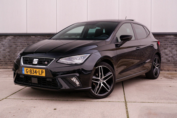 Seat Ibiza 1.0 TSI FR Business Intense | Virtual Cockpit | Pano | Trekhaak | LED | Camera