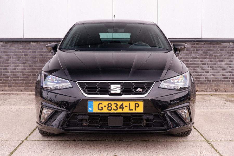 Seat Ibiza 1.0 TSI FR Business Intense | Virtual Cockpit | Pano | Trekhaak | LED | Camera