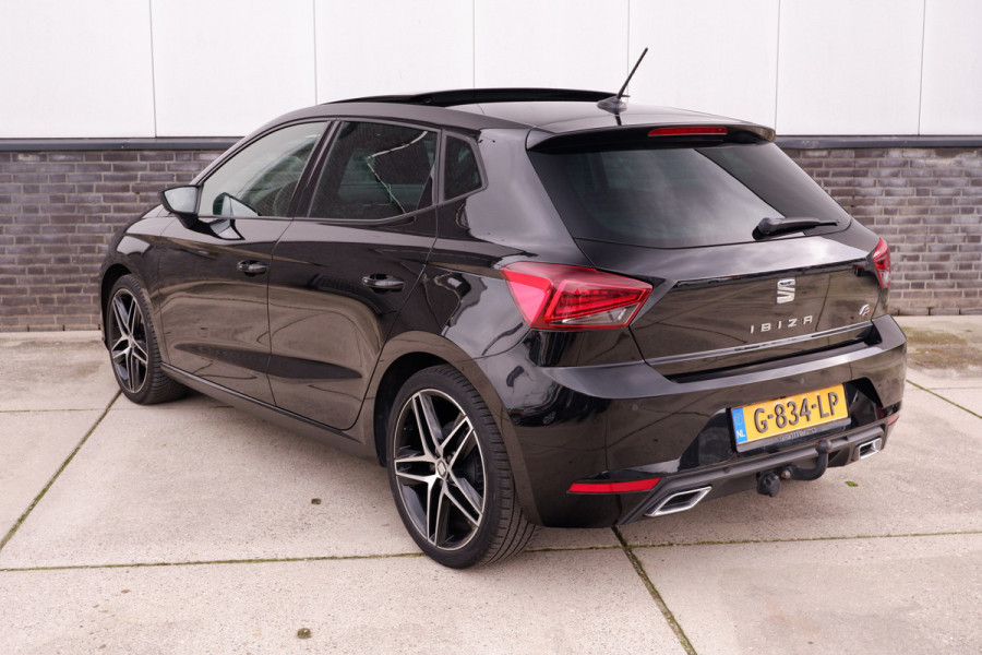 Seat Ibiza 1.0 TSI FR Business Intense | Virtual Cockpit | Pano | Trekhaak | LED | Camera