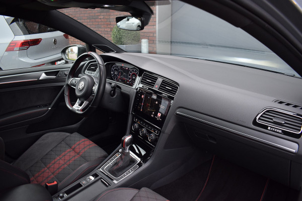 Volkswagen Golf GTI TCR 2.0 TSI 290pk DSG | Pano | ACC | Camera | Dynaudio