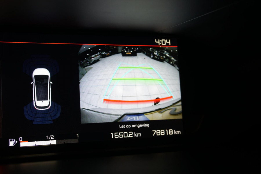 Citroën C4 Picasso 1.2 PureTech Shine AUT. + TREKHAAK / CAMERA / APPLE CARPLAY