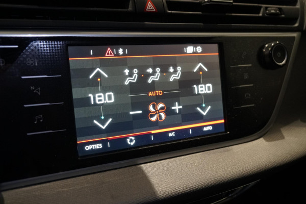 Citroën C4 Picasso 1.2 PureTech Shine AUT. + TREKHAAK / CAMERA / APPLE CARPLAY