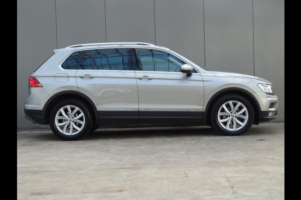 Volkswagen Tiguan 1.4 TSI ACT Highline * VIRTUAL * KEYLESS * LUXE UITV. !!