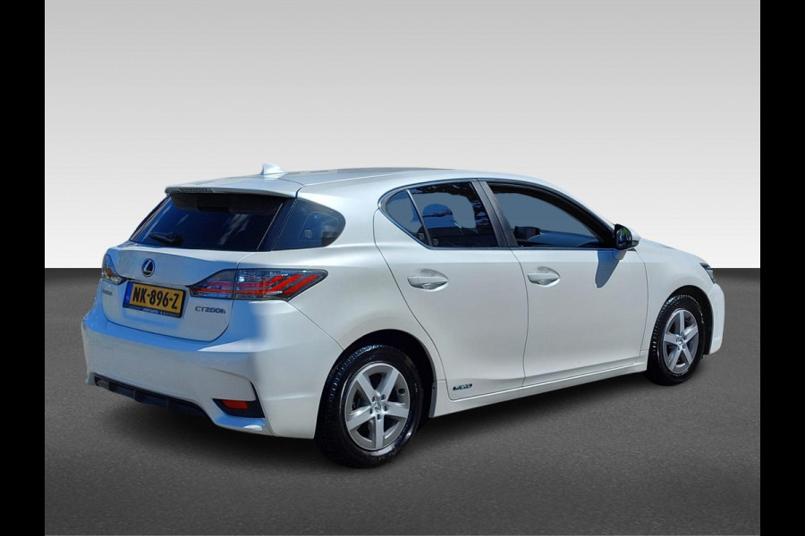 Lexus CT 200h