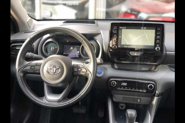 Toyota Yaris 1.5 Hybrid Executive | Dodehoekherkenning, Parkeersensoren, Stoelverwarming, Head up display, Keyless, 16 inch