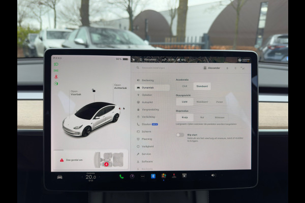 Tesla Model 3 Standard RWD Plus 60 kWh VAN 30.900 VOOR 28.770 EINDEJAARSVOORDEEL 2.130,- | AUTOPILOT