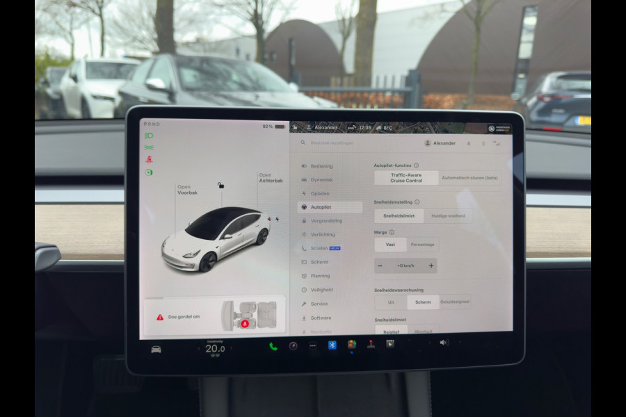 Tesla Model 3 Standard RWD Plus 60 kWh VAN 30.900 VOOR 28.770 EINDEJAARSVOORDEEL 2.130,- | AUTOPILOT