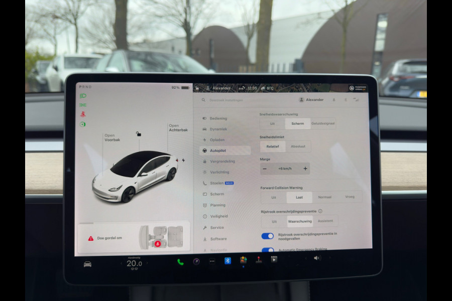 Tesla Model 3 Standard RWD Plus 60 kWh VAN 30.900 VOOR 28.770 EINDEJAARSVOORDEEL 2.130,- | AUTOPILOT