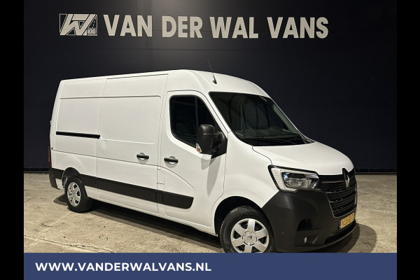 Renault Master 2.3 dCi 136pk L2H2 Euro6 Airco | Navigatie | Camera | 2500kg Trekhaak cruisecontrol, parkeersensoren, LED, bijrijdersbank