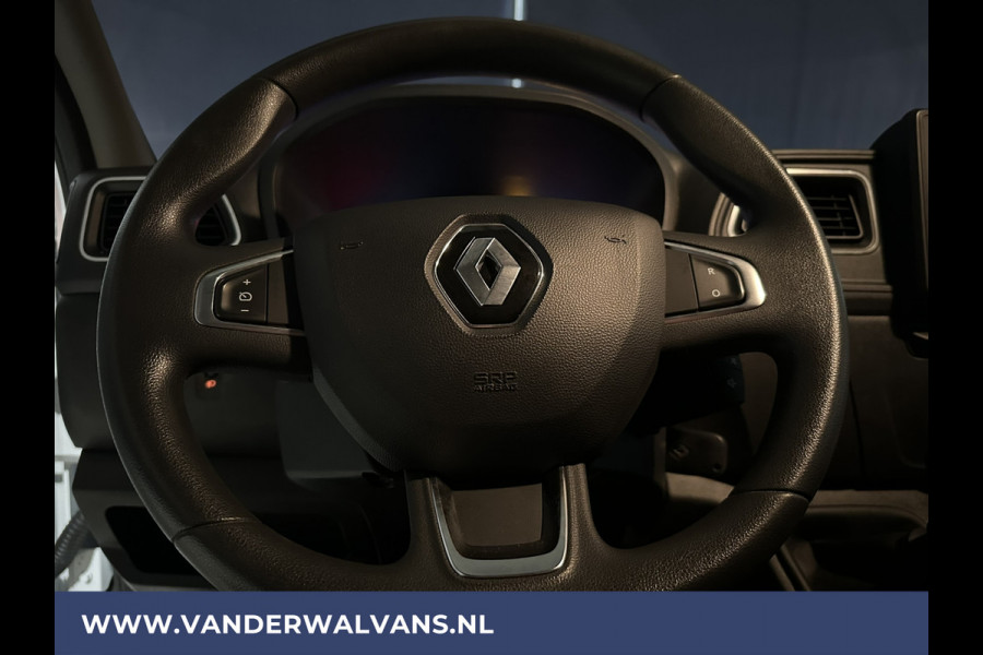 Renault Master 2.3 dCi 136pk L2H2 Euro6 Airco | Navigatie | Camera | 2500kg Trekhaak cruisecontrol, parkeersensoren, LED, bijrijdersbank