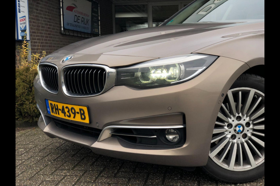 BMW 3-serie Gran Turismo 320i High Executive | Leder, Navi, Camera, Stoelverw., Head-Up, El. Trekhaak + Stoelen | Dealeronderh. |