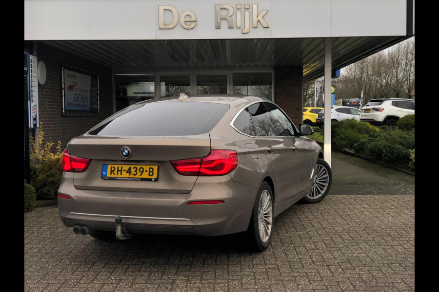 BMW 3-serie Gran Turismo 320i High Executive | Leder, Navi, Camera, Stoelverw., Head-Up, El. Trekhaak + Stoelen | Dealeronderh. |