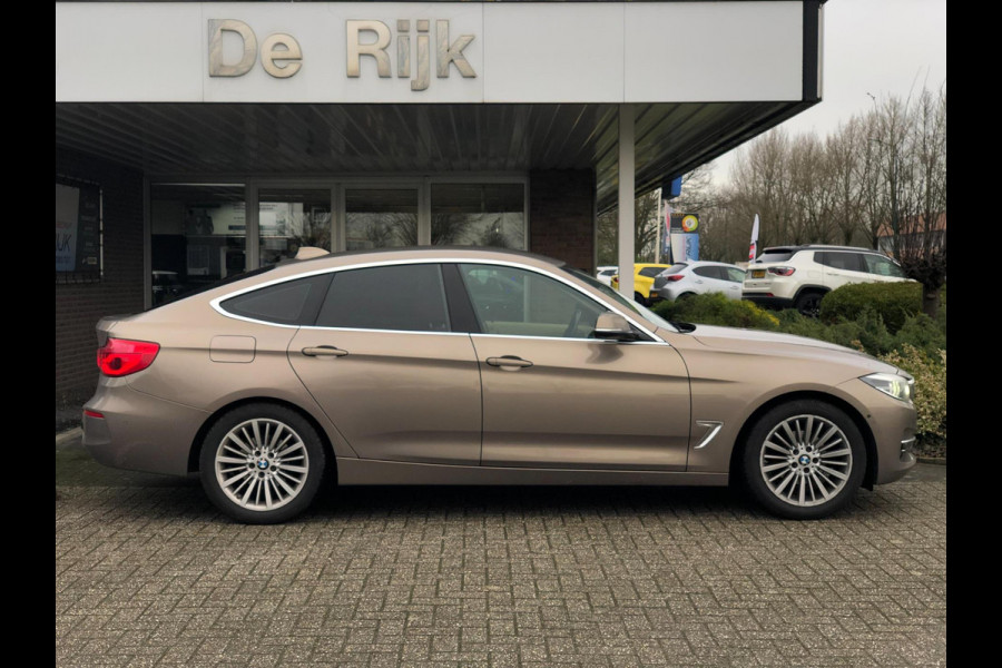 BMW 3-serie Gran Turismo 320i High Executive | Leder, Navi, Camera, Stoelverw., Head-Up, El. Trekhaak + Stoelen | Dealeronderh. |