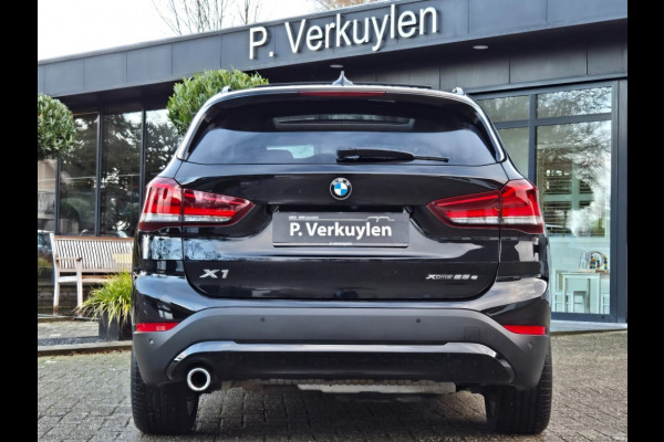 BMW X1 XDRIVE25E EXEC. ED. I SPORTSTOELEN I PANORAMA I CAMERA I TREKHAA