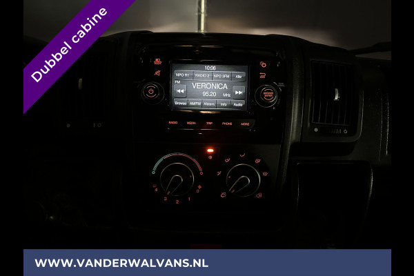 Peugeot Boxer 2.2 BlueHDi 141pk **BPM VRIJ voor de Ondernemer** L2H2 Dubbele Cabine Euro6 *Laadklep* Airco | 6-Zits cruisecontrol