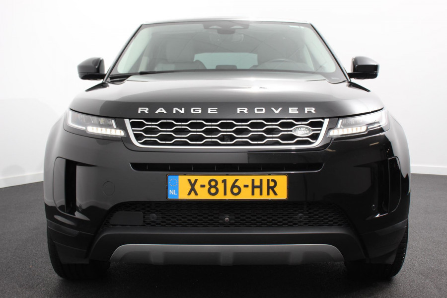 Land Rover Range Rover Evoque 1.5 P300e AWD PHEV SE Signature Land rover Range rover evoque 1.5 P300e AWD PHEV SE Signature Panoramadak Afneembare trekhaak Navigatie Parkeersensoren 360 Camera Cruise Control Elektrische verstelbare stoelen