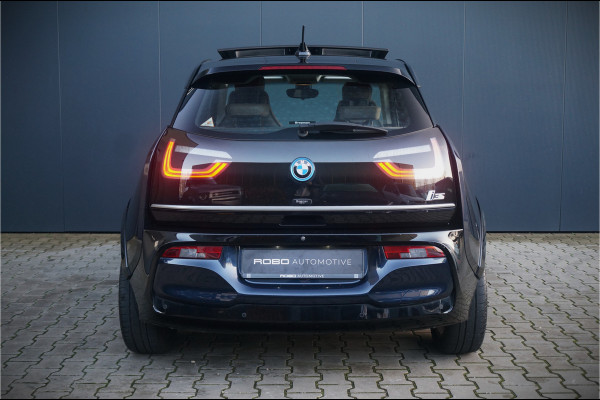 BMW i3 S Executive Edition 120Ah 42 kWh | Panoramadak | Leer | Warmtepomp | Adaptive Cruise Control | Navigatie | Keyless | Parkeersensoren | Stoelverwarming | Camera | Dealer Onderhouden | NAP | BTW