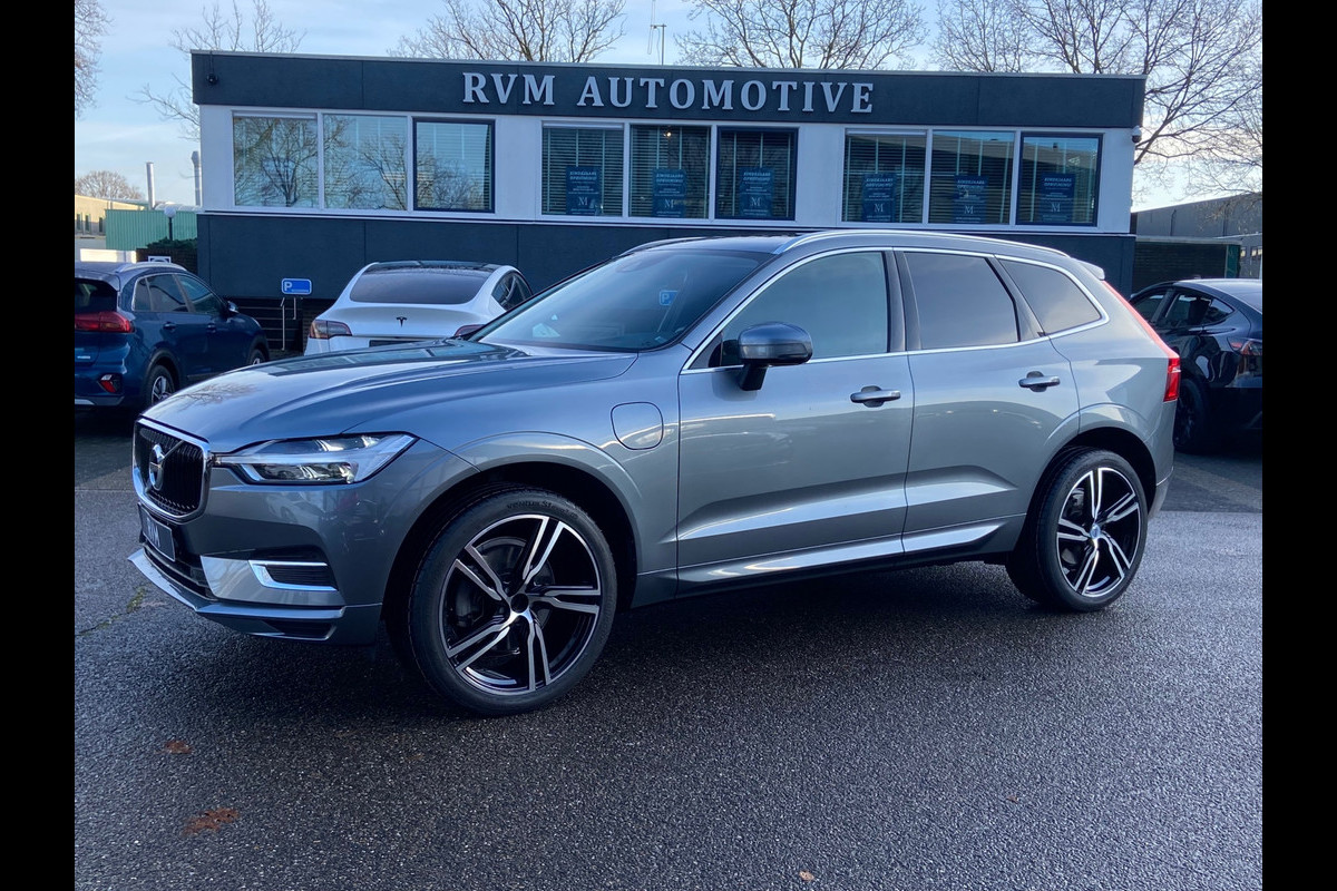 Volvo XC60 2.0 T8 Twin Engine AWD Momentum Pro VAN: 40.900,- VOOR: 37.877,- EINDEJAARSVOORDEEL: 3.023,- VEEL OPTIES!!!