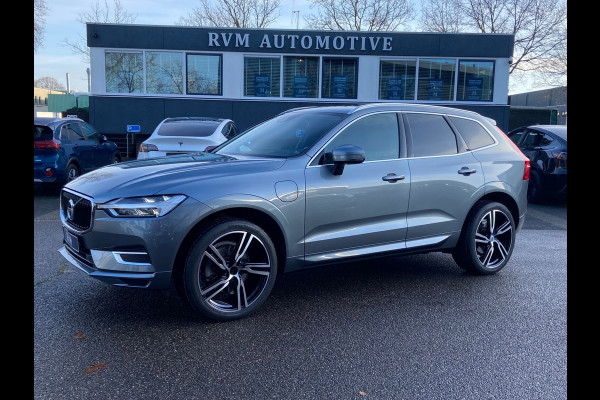 Volvo XC60 2.0 T8 Twin Engine AWD Momentum Pro VAN: 40.900,- VOOR: 37.877,- EINDEJAARSVOORDEEL: 3.023,- VEEL OPTIES!!!