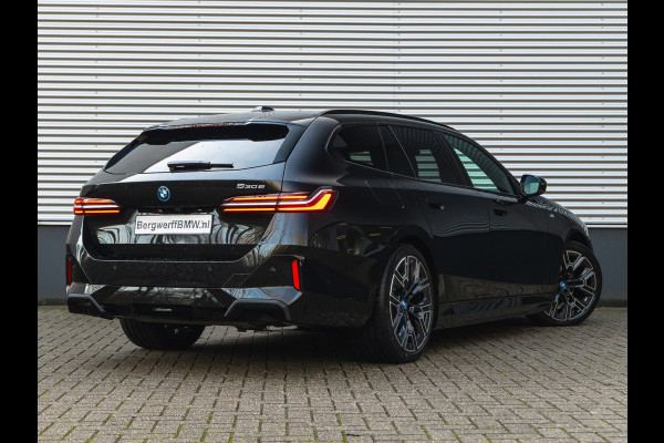 BMW 5 Serie Touring 530e M-Sport - Pano - Trekhaak - Driving Assistant Plus - Harman Kardon