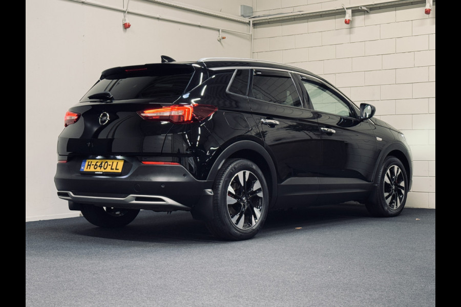 Opel Grandland X 1.6 Turbo Hybrid4 300PK Bus.Executive | Leder | Stoelkoeling | Keyless