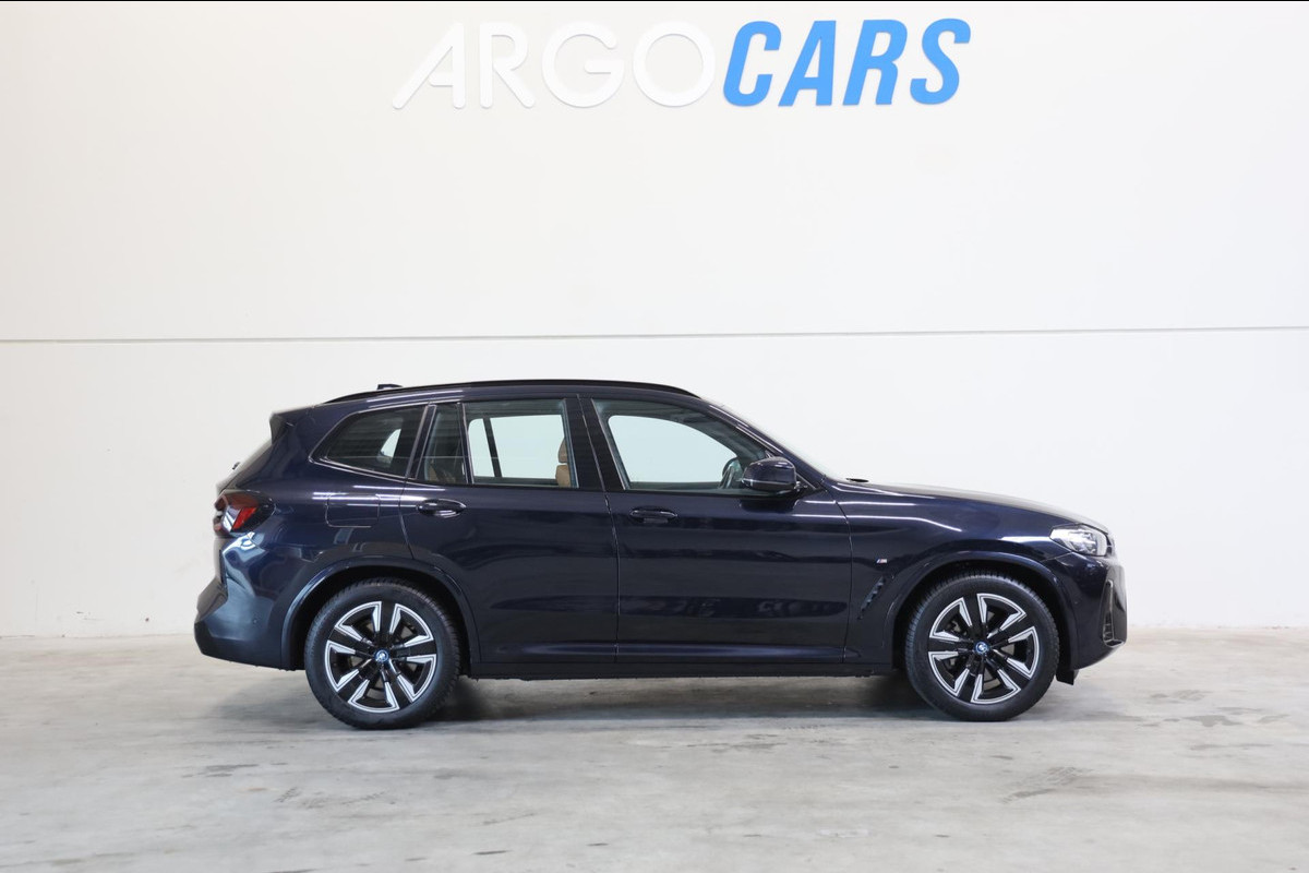 BMW IX3 M-SPORT PANORAMA High Executive 80 kWh Adaptieve LED Parking Assistant Plus Gesture Control Adaptief onderstel Comfort Acc