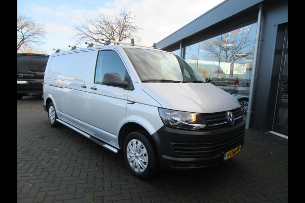 Volkswagen Transporter 2.0 TDI L2H1, Airco, Cruise Control, Camera, Trekhaak