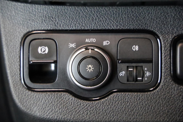 Mercedes-Benz Sprinter 314 CDI L2/H2 GRIJS CAMERA BLIS CLIMA CRUISE CONTROL NAVI 11/2021 LEASE v/a € 199,- p.m.