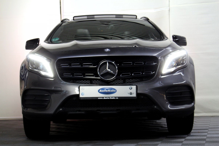 Mercedes-Benz GLA 200 AUT AMG 1eEIG PANO LEDER NAV CAMERA STOELVW '17