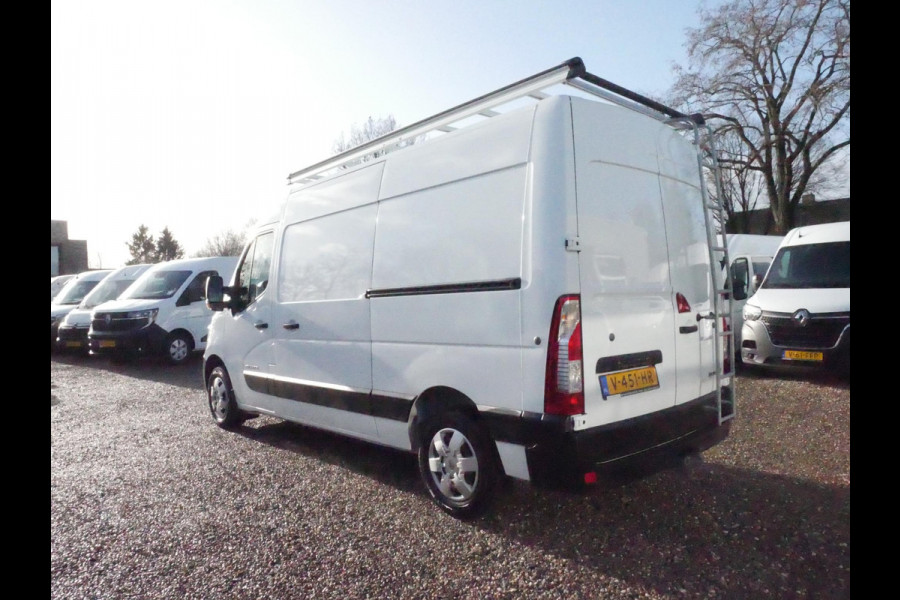 Renault Master 2.3 dCi 145PK. L2H2, Airco, 2 x Schuifdeur