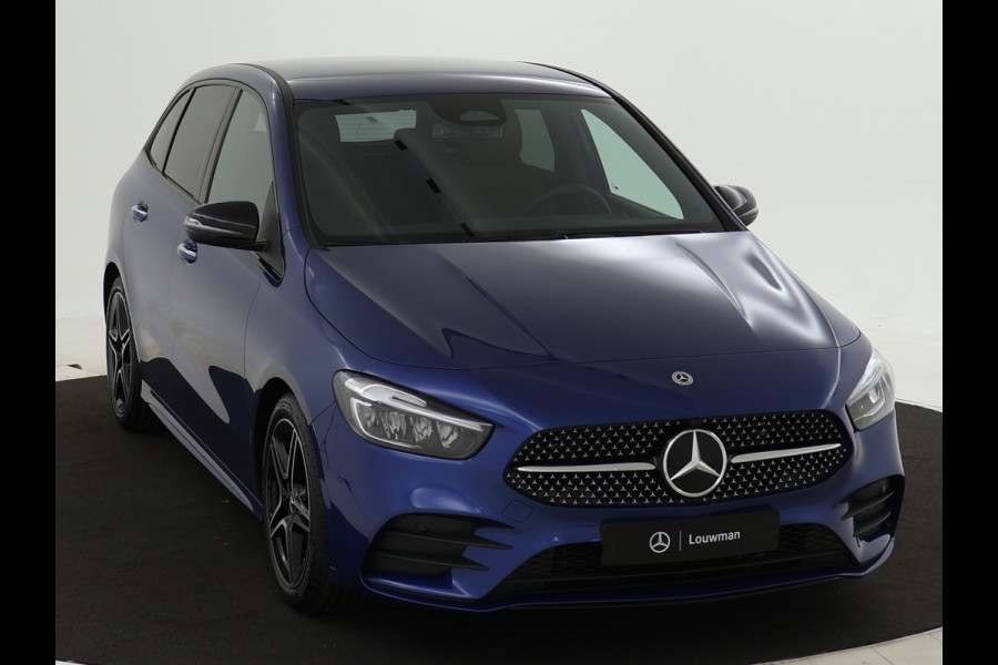 Mercedes-Benz B-Klasse 180 AMG Line | Nightpakket | Premium pakket | GUARD 360° Voertuigbescherming Plus | Parkeerpakket met achteruitrijcamera | EASY PACK achterklep | Keyless-Go comfortpakket | Sfeerverlichting | USB-pakket plus |