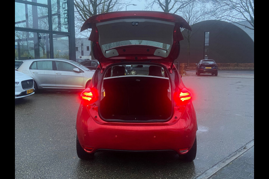 Renault ZOE R110 Life 52 kWh KOOPACCU VAN 16.90 VOOR 14.440 EINDEJAARSVOORDEEL: 2.460,- | RIJKLAAR INCL. 12 MND. BOVAGGARANTIE