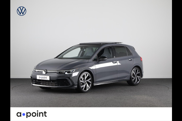 Volkswagen Golf 1.5 eTSI R-Line Business 150 pk Automaat (DSG) | Navigatie | Panoramadak | Parkeersensoren | Stoelverwarming | Matrix LED koplampen | Black Style pakket |