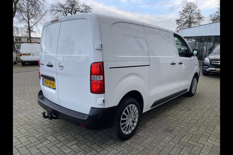 Opel Vivaro 2.0 CDTI 122pk L2H1 Edition / vaste prijs rijklaar € 13.950 ex btw / lease vanaf € 256 / airco / cruise / navi / camera / trekhaak / pdc voor en achter / euro 6 diesel !