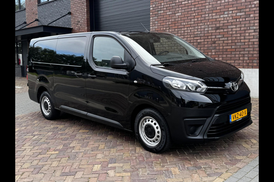 Toyota ProAce Long Worker 2.0 D Navigator / 122 PK / Automaat / Trekhaak / Navigatie / Stoelverwarming / 1e Eigenaar