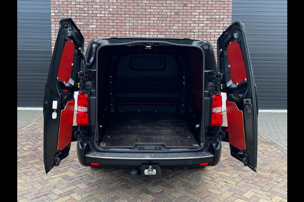 Toyota ProAce Long Worker 2.0 D Navigator / 122 PK / Automaat / Trekhaak / Navigatie / Stoelverwarming / 1e Eigenaar