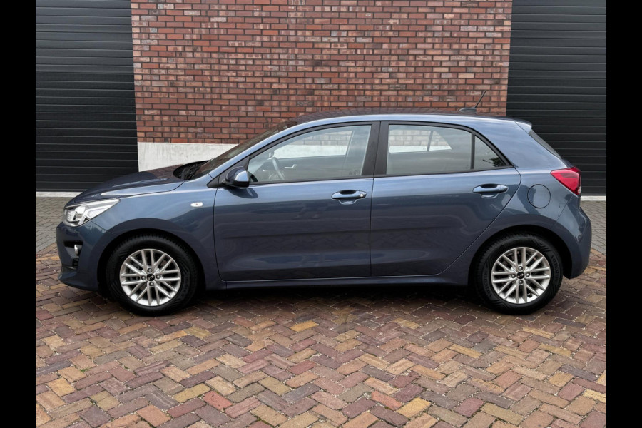 Kia Rio 1.0 T-GDi MHEV DynamicLine / 100 PK / Navigatie by App / Camera / Cruise Control / PDC / DAB / NED-Rio