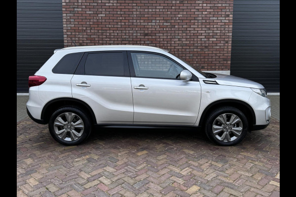 Suzuki Vitara 1.4 Boosterjet Select Smart Hybrid / 130 PK / Navigatie + Camera / Adaptive Cruise / Climate / Stoelverwarming