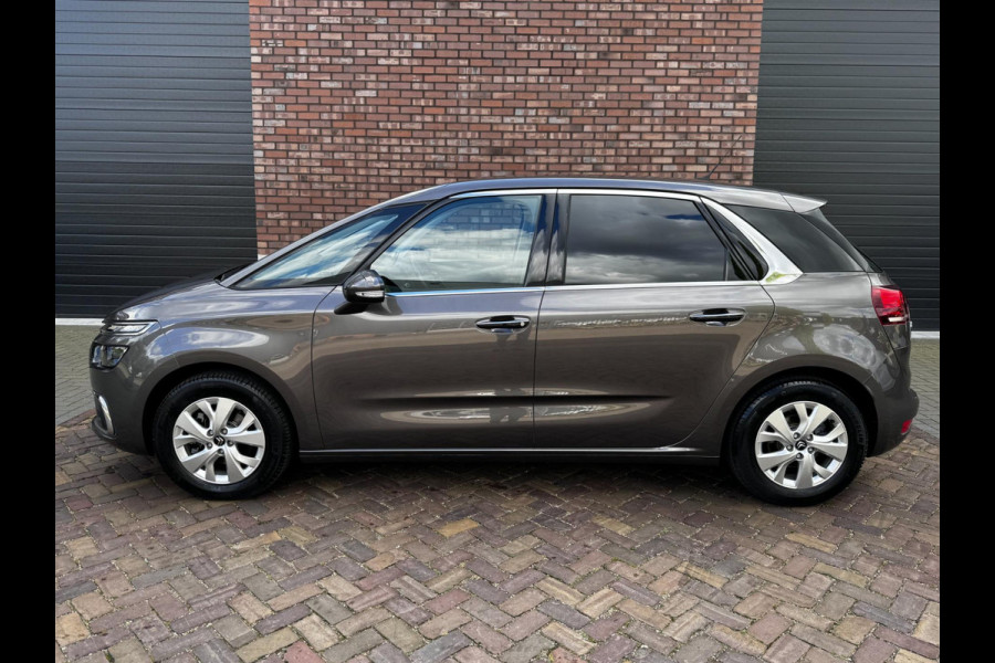 Citroën C4 Picasso 1.2 PureTech Feel / 130 PK / Trekhaak / Navigatie + Camera / Automaat / Climate control / 1e Eigenaar