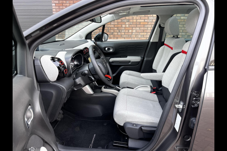 Citroën C3 Aircross 1.2 PureTech S&S Shine / 130 PK / Automaat / Panoramadak / Navigatie + Camera / Stoelverwarming