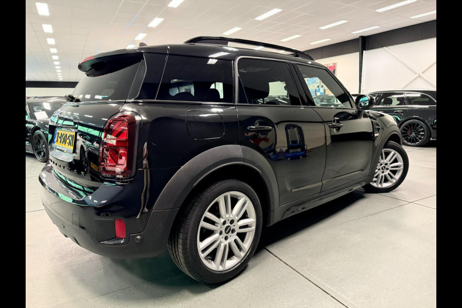 MINI Countryman 1.5 Cooper CHILI 136PK BLACK-LINE PANO/NAVI/LED/CARPLAY/ECC/PDC/CRUISE///