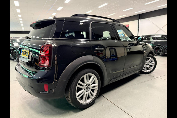 MINI Countryman 1.5 Cooper CHILI 136PK BLACK-LINE PANO/NAVI/LED/CARPLAY/ECC/PDC/CRUISE///