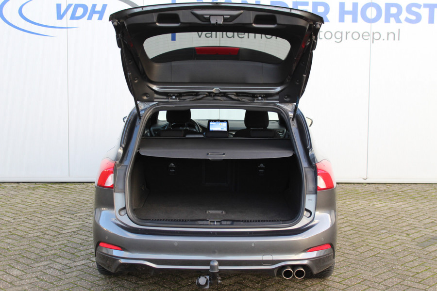 Ford FOCUS Wagon 1.0-125pk EcoBoost ST-Line AUTOMAAT ! Heel erg nette en goed onderhouden Ford Focus ST-Line wagon automaat. Volautm. airco dual, stoel-, stuur- en voorraamverw., camera, trekhaak, navigatie, telefoonvoorb., LM wln, cruise cntrl, skiluik etc., etc....