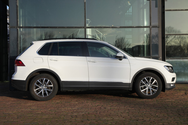 Volkswagen Tiguan 1.4 TSI Comfortline Panodak