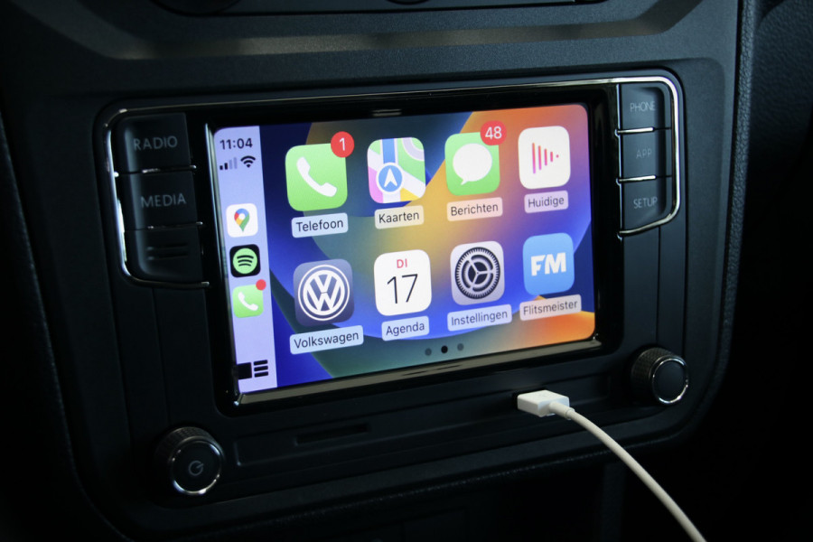 Volkswagen Caddy 2.0 TDI 180 PK | CarPlay | Camera | Cruise control | Trekhaak | AV Edition | Airco | Laadruimte bekleed | Dealer onderhouden | NL Auto | NAP